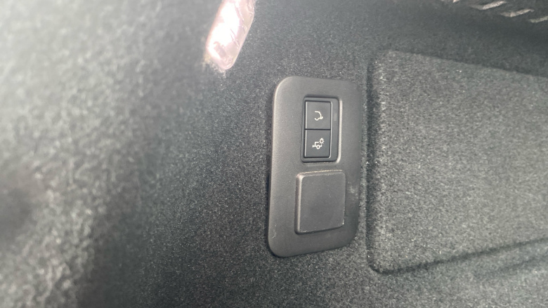 Land Rover Range Rover Evoque 2.0 P300 HST 5dr Auto Petrol Hatchback